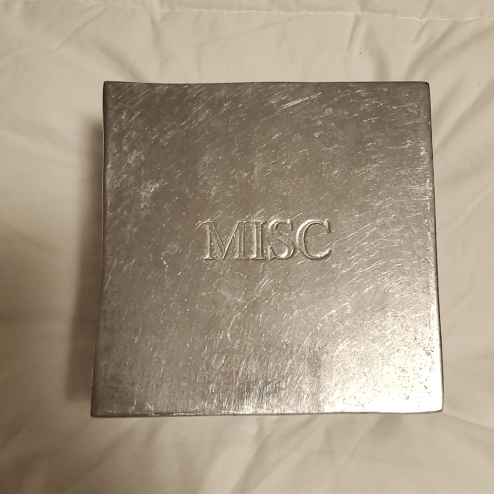 MISC trinket box vintage
